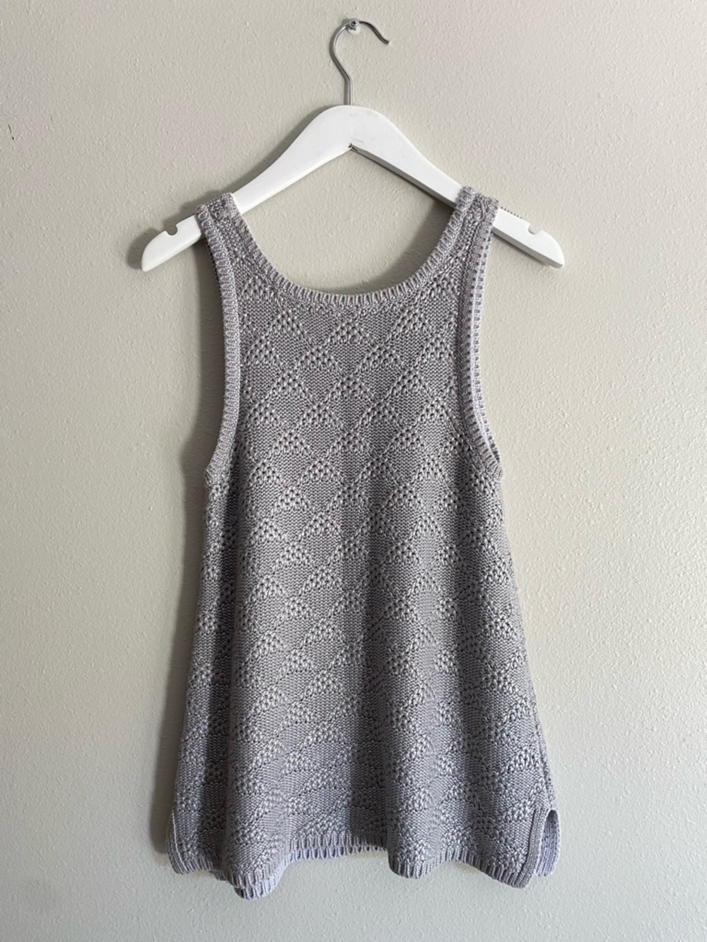 Moth Anthropologie Pointelle Geometric Knit Tank Top Gray Size M Cotton Blend - Picture 7 of 7